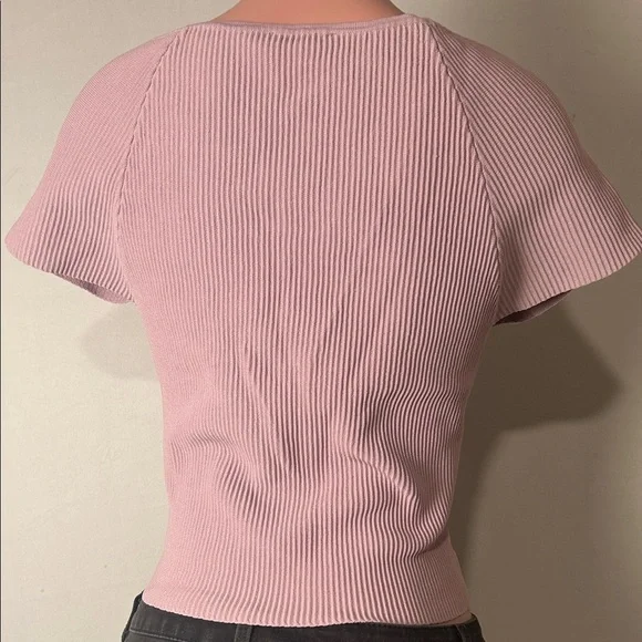 And Now This Women's Cap Sleeves Cropped Top T-Shirt Size Medium NWT - Picture 5 of 9